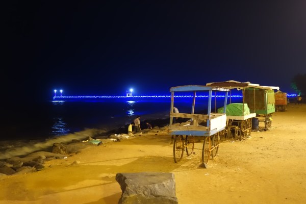 The sea's bay of Pondicherry by night
